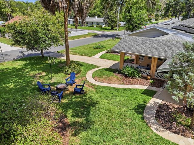 936 N BAKER STREET, Mount Dora, FL 32757