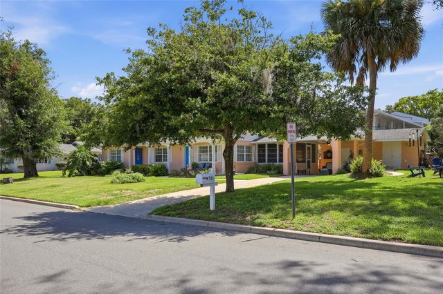936 N BAKER STREET, Mount Dora, FL 32757