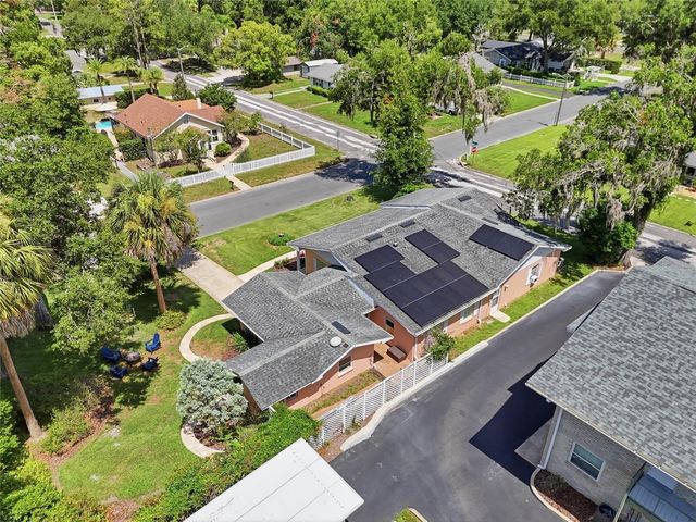 936 N BAKER STREET, Mount Dora, FL 32757