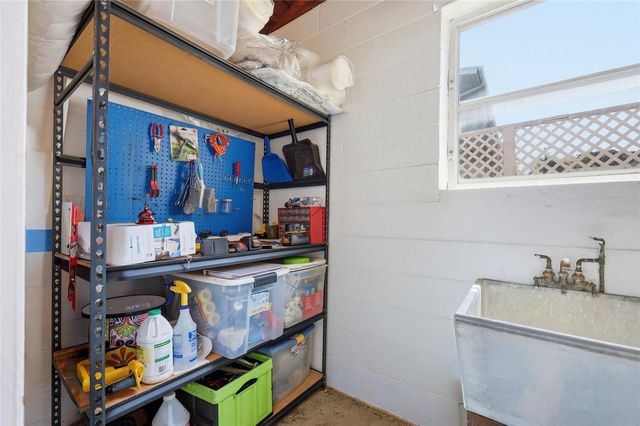 936 N BAKER STREET, Mount Dora, FL 32757