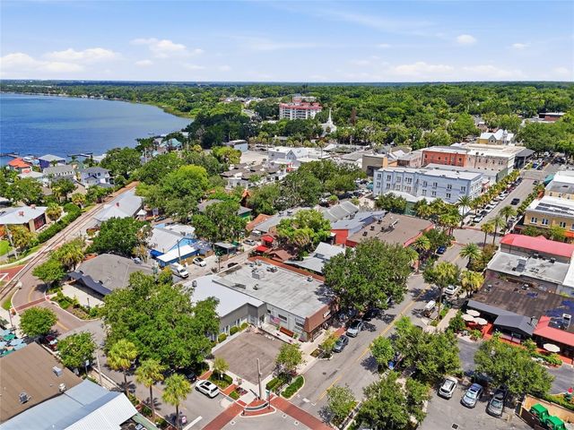936 N BAKER STREET, Mount Dora, FL 32757