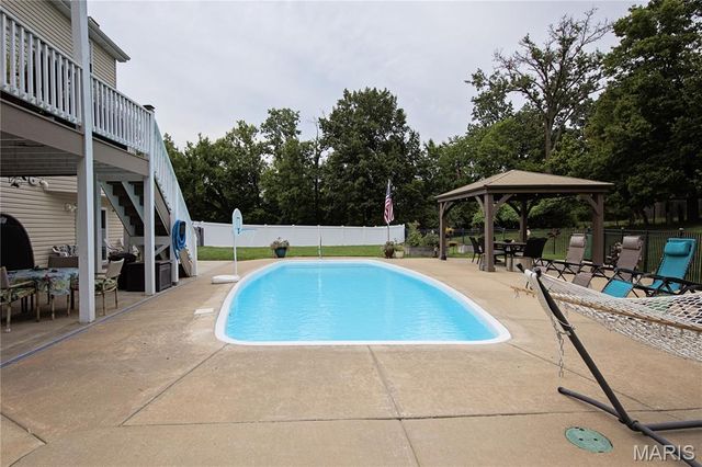 3 Savannah Court, St Peters, MO 63376