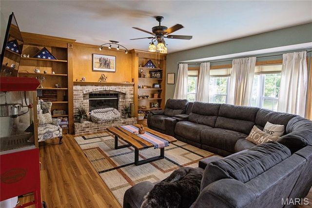 3 Savannah Court, St Peters, MO 63376