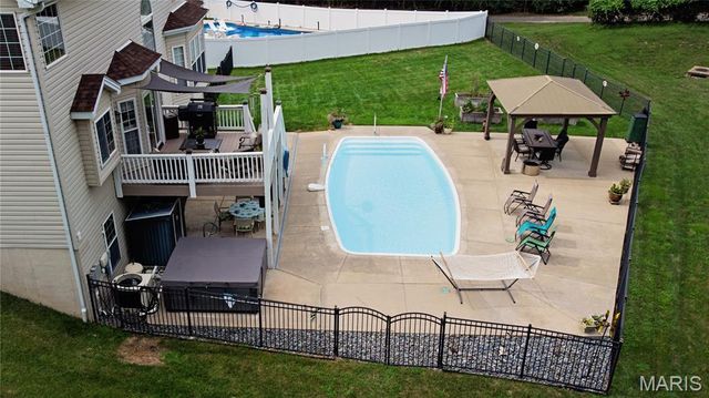 3 Savannah Court, St Peters, MO 63376