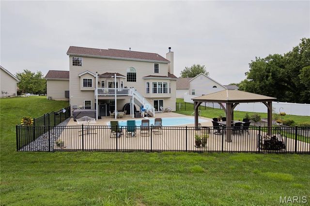3 Savannah Court, St Peters, MO 63376