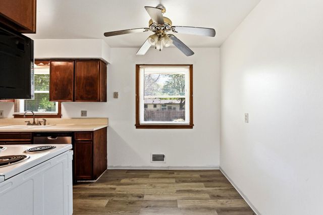 6936 Newton Avenue N, Brooklyn Center, MN 55430