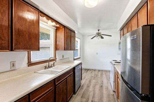 6936 Newton Avenue N, Brooklyn Center, MN 55430