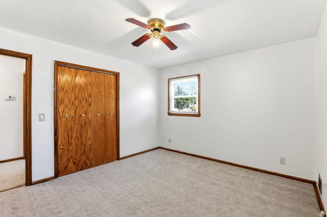 6936 Newton Avenue N, Brooklyn Center, MN 55430