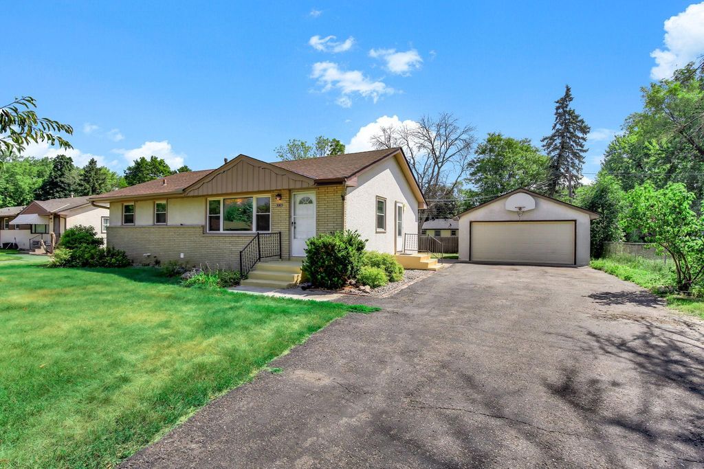 6936 Newton Avenue N, Brooklyn Center, MN 55430 — photo 2