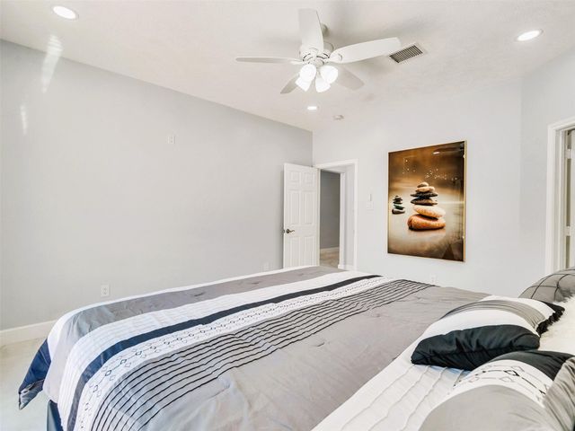 11902 Hueco Tanks Drive, Sugar Land, TX 77498