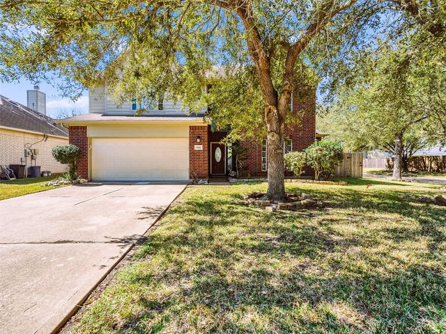 11902 Hueco Tanks Drive, Sugar Land, TX 77498
