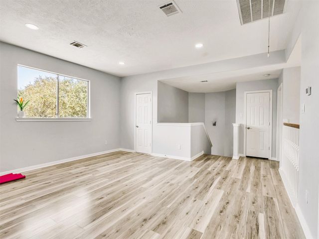 11902 Hueco Tanks Drive, Sugar Land, TX 77498