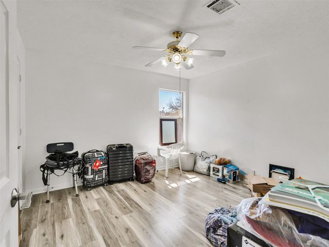 11902 Hueco Tanks Drive, Sugar Land, TX 77498