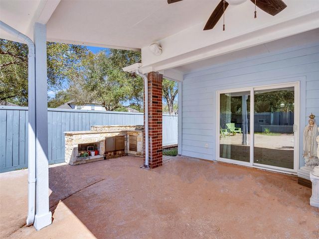 11902 Hueco Tanks Drive, Sugar Land, TX 77498