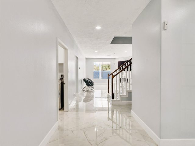 11902 Hueco Tanks Drive, Sugar Land, TX 77498