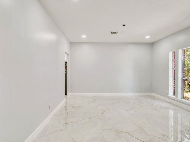 11902 Hueco Tanks Drive, Sugar Land, TX 77498