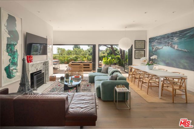 391 N Saltair Avenue, Los Angeles, CA 90049