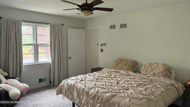 500 Freehold Street, Oakhurst, NJ 07755