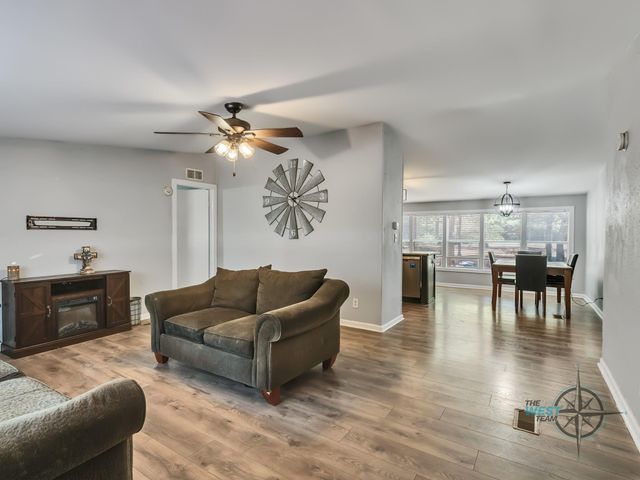 9654 Creek Vista Lane, Willis, TX 77378