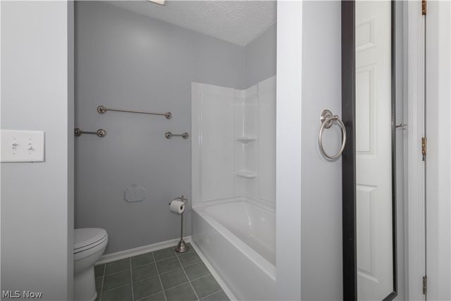 4920 Pond Drive NW, North Canton, OH 44720