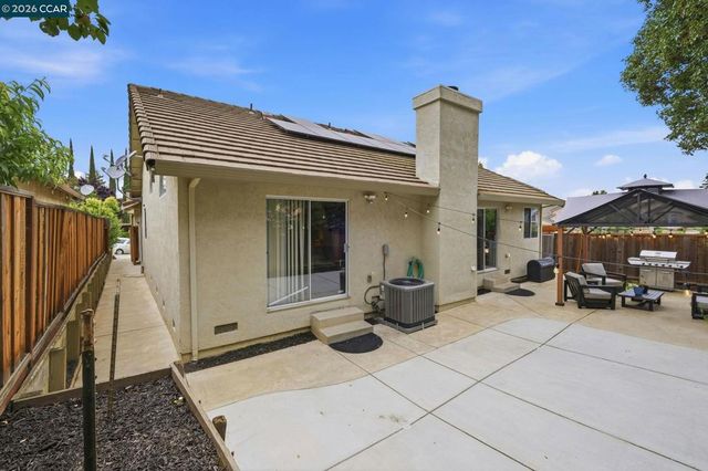 2805 Ford Ct, Antioch, CA 94509