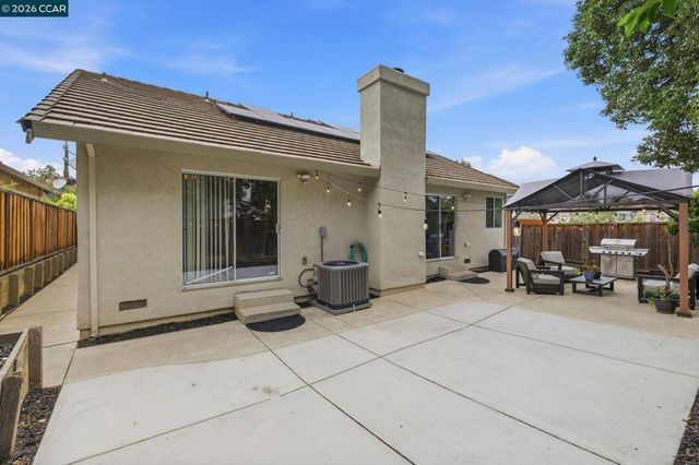 2805 Ford Ct, Antioch, CA 94509