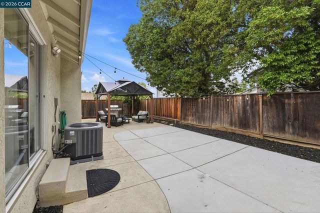 2805 Ford Ct, Antioch, CA 94509