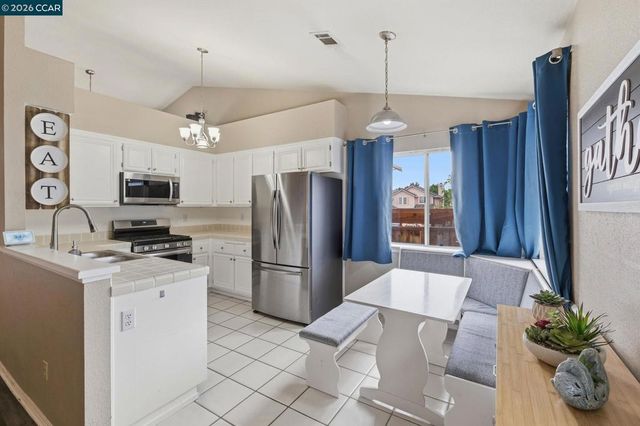 2805 Ford Ct, Antioch, CA 94509