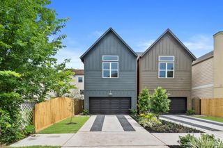 4403 Feagan, Houston, TX 77007