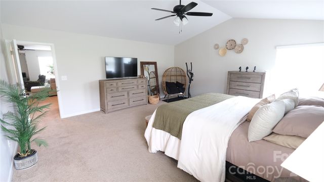 7032 Branch Fork Road, Charlotte, NC 28215