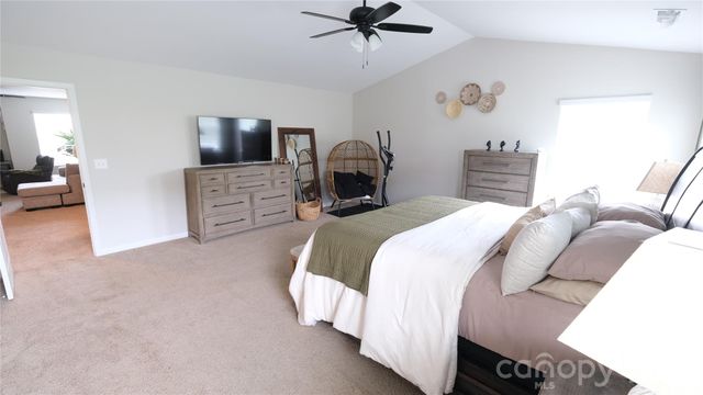 7032 Branch Fork Road, Charlotte, NC 28215