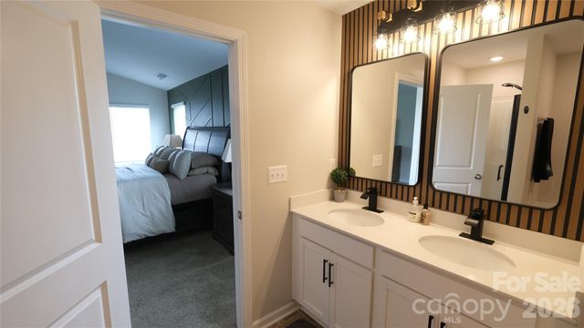 7032 Branch Fork Road, Charlotte, NC 28215