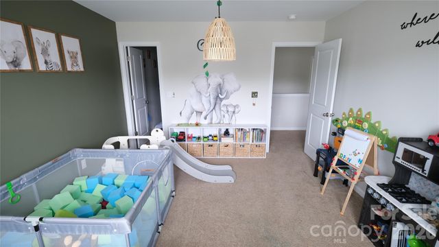 7032 Branch Fork Road, Charlotte, NC 28215