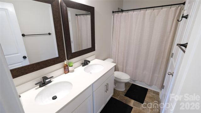 7032 Branch Fork Road, Charlotte, NC 28215
