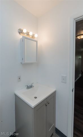 4405 E 156th Street, Cleveland, OH 44128