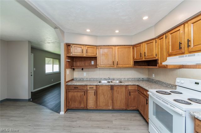 4405 E 156th Street, Cleveland, OH 44128