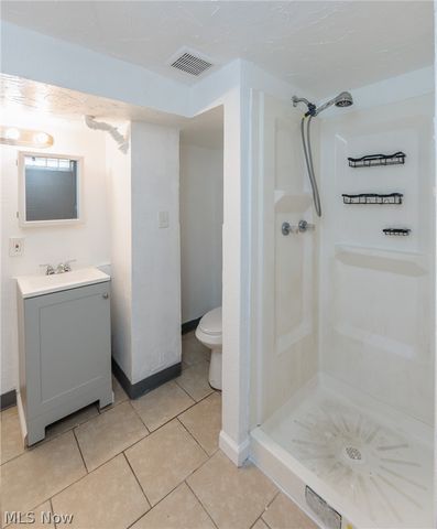 4405 E 156th Street, Cleveland, OH 44128