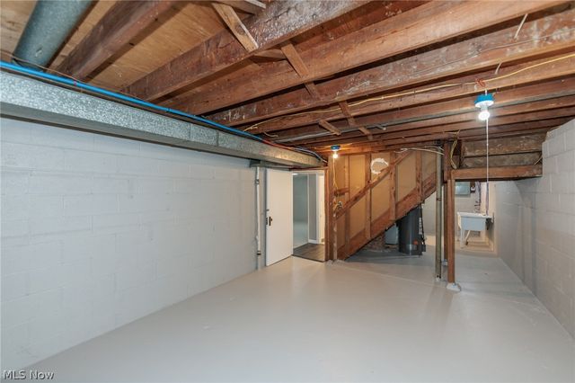 4405 E 156th Street, Cleveland, OH 44128