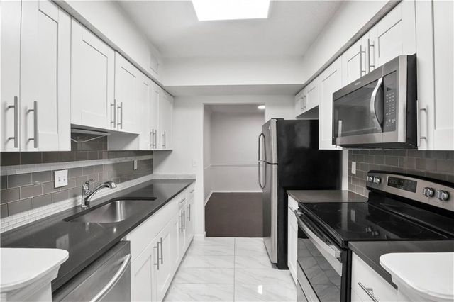 1312 Old Hammond, Sandy Springs, GA 30350