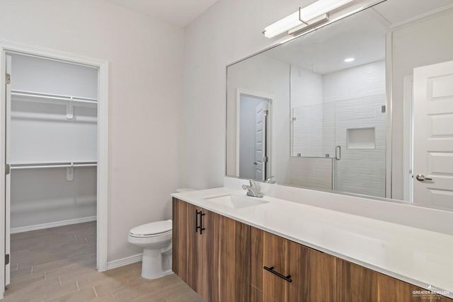 2901 W Driftwood Street 1, Edinburg, TX 78541