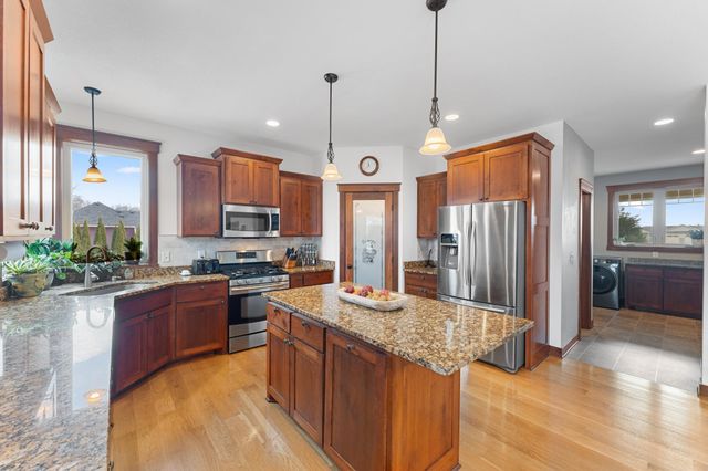 25188 Firefly Avenue, Wyoming, MN 55092