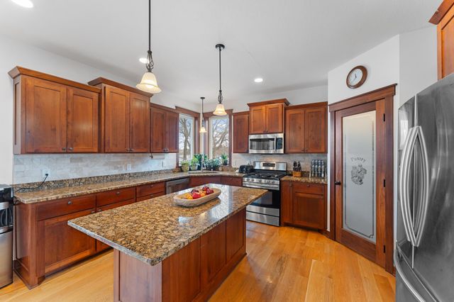 25188 Firefly Avenue, Wyoming, MN 55092