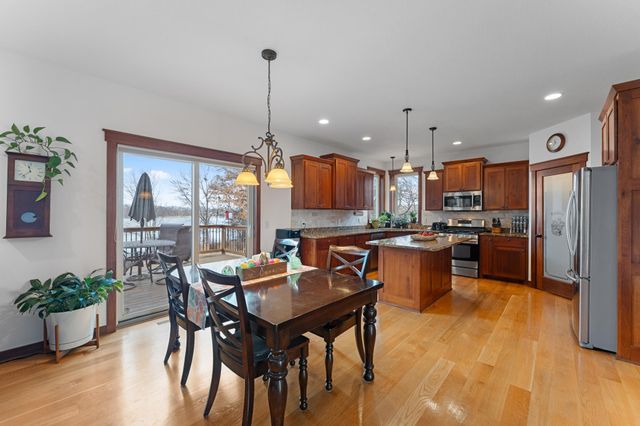 25188 Firefly Avenue, Wyoming, MN 55092