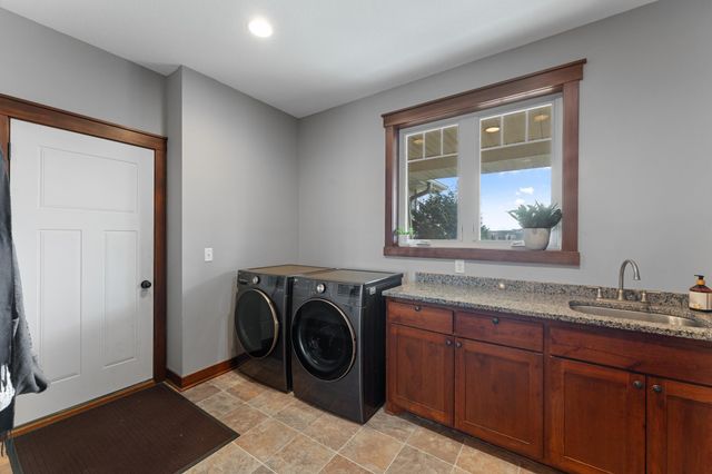 25188 Firefly Avenue, Wyoming, MN 55092