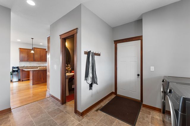 25188 Firefly Avenue, Wyoming, MN 55092