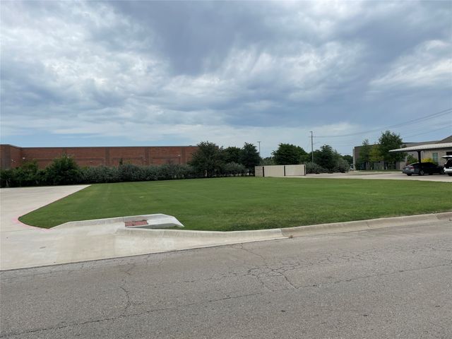 2002 Emery Street, Denton, TX 76201