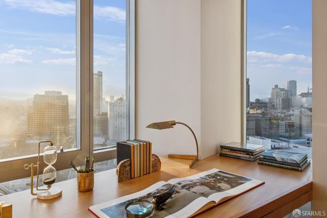 765 Market Street 32F, San Francisco, CA 94103