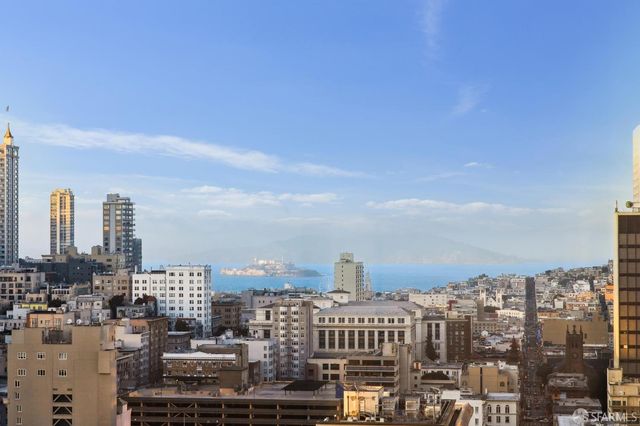 765 Market Street 32F, San Francisco, CA 94103