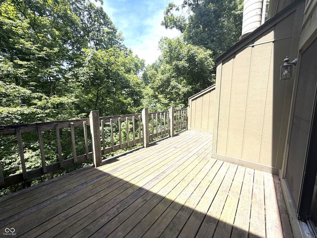 9316 S Lake Ridge Drive, Bloomington, IN 47401