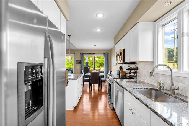 731 Berkshire Drive, Saline, MI 48176